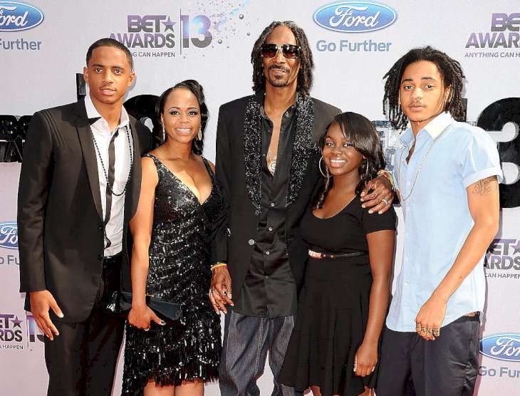 Rapper Snoop Dogg's Bio: Early Years, Music Career, Wife, Kids ...