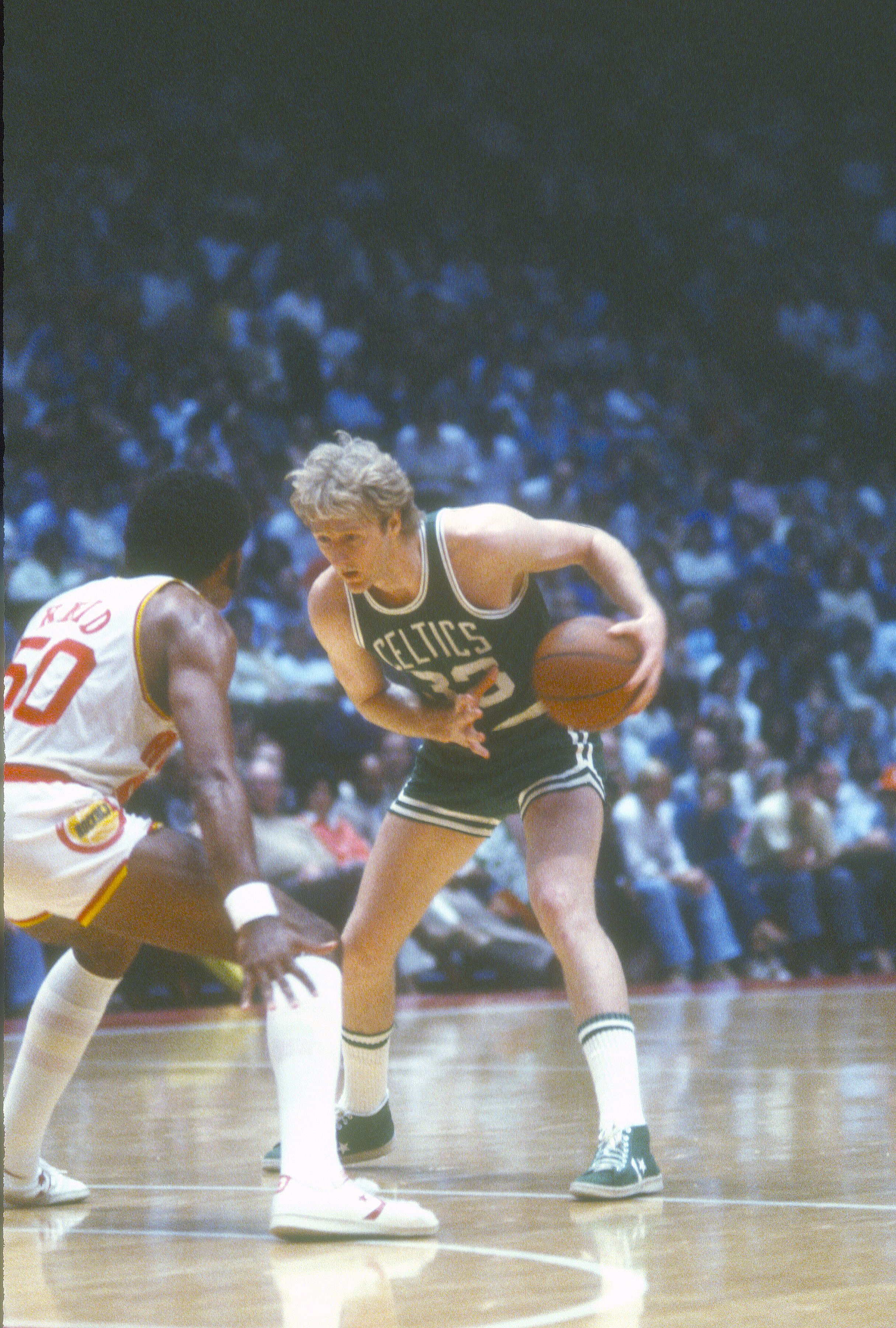Larry Bird playing with the Boston Celtics against the Houston Rockets circa 1981 | Source: Getty Images