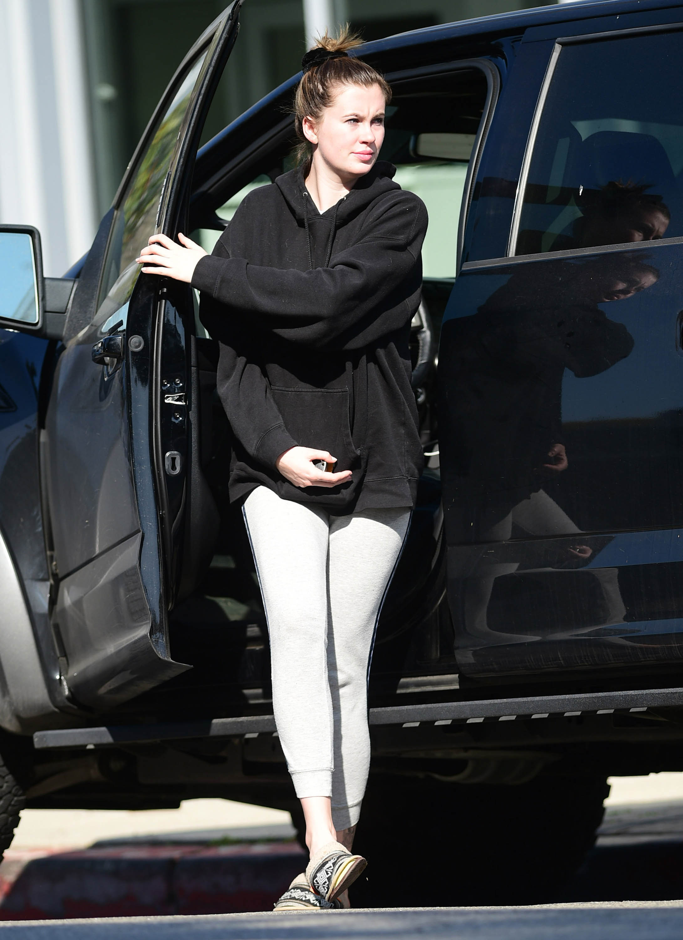 Ireland Baldwin in Los Angeles, California on February 8, 2020 | Source: Getty Images