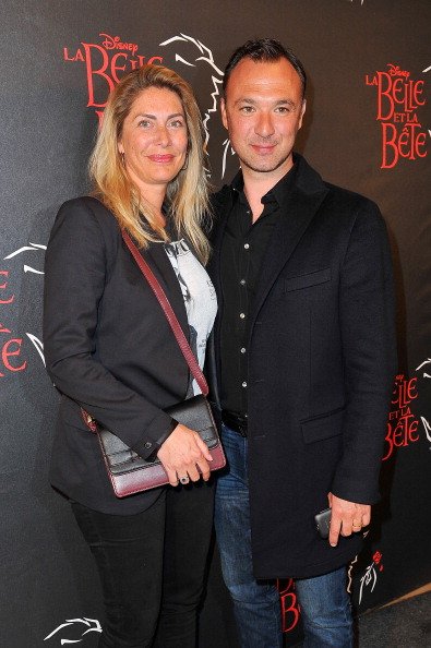 Alexandre Devoise assiste à la représentation " La Belle et la Bête " au Théâtre Mogador le 20 mars 2014 à Paris. | Photo : Getty Images
