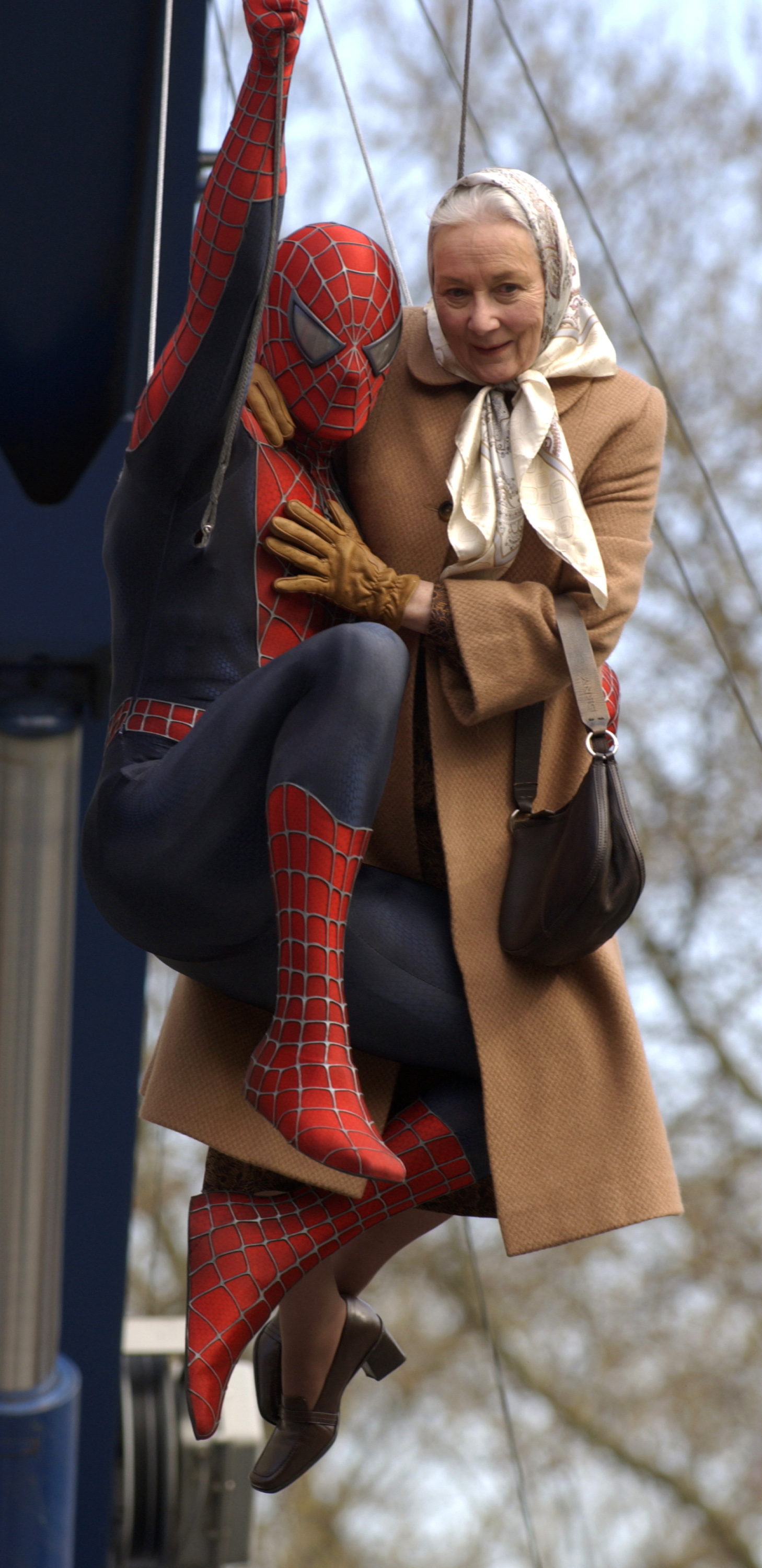 Rosemary Harris during fiming of "Spider-Man 2" on April 20, 2003 | Source: Getty Images