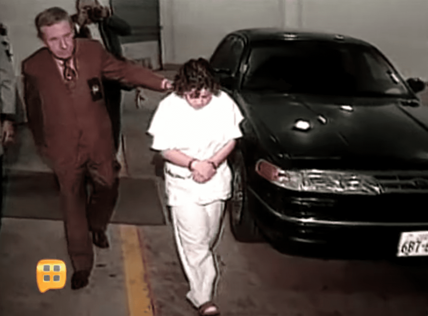 Yolanda Saldívar es llevada ante la justicia tras dar muerte a Selena en 1995. | Foto: Youtube/Ventaneando