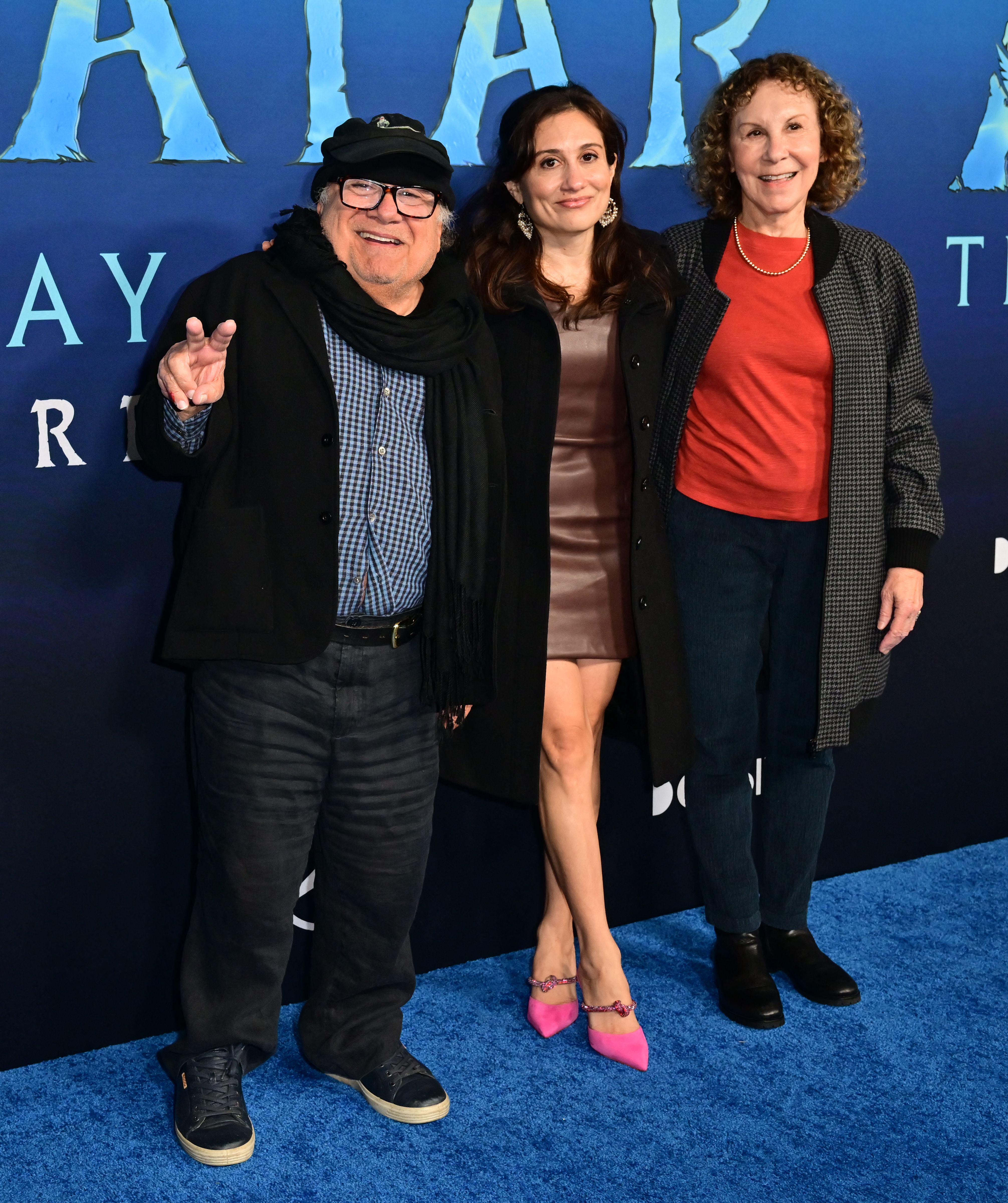 Danny DeVito with his wife, actress Rhea Perlman, and daughter, at the premiere of "Avatar: The Way of Water" in Hollywood, California, on December 12, 2022 | Source: Getty Images