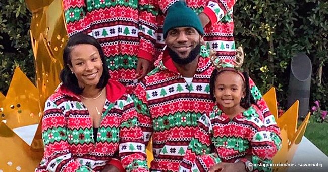 LeBron James' Wife Savannah & Daughter Zhuri Pose In Matching Tops ...