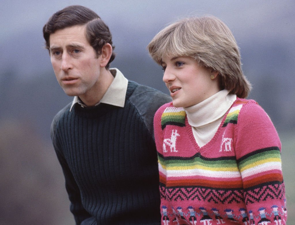 El príncipe Charles y la princesa Diana en Craigowan Lodge, 6 de mayo de 1981 en Balmoral, Escocia. | Foto: Getty Images