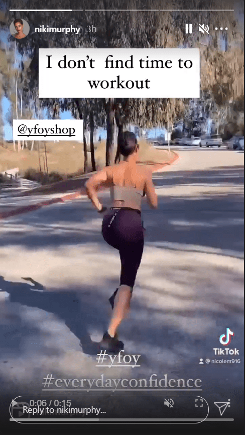 Screenshot of video of Nicole Murphy running during a workout drill. | Source: Instagram/nikimurphy
