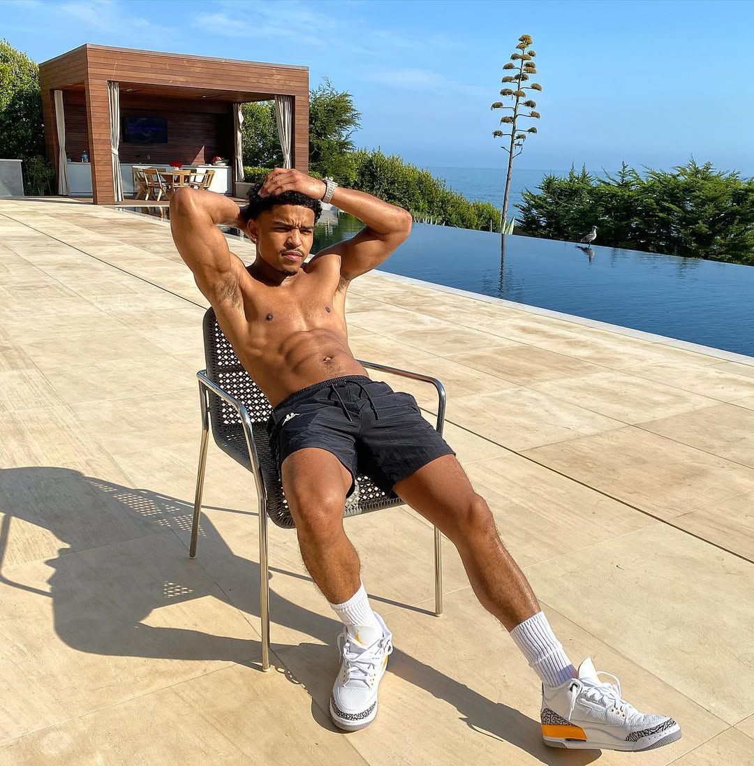 Justin Combs by the pool, dated August 2019 | Source: Instagram/princejdc