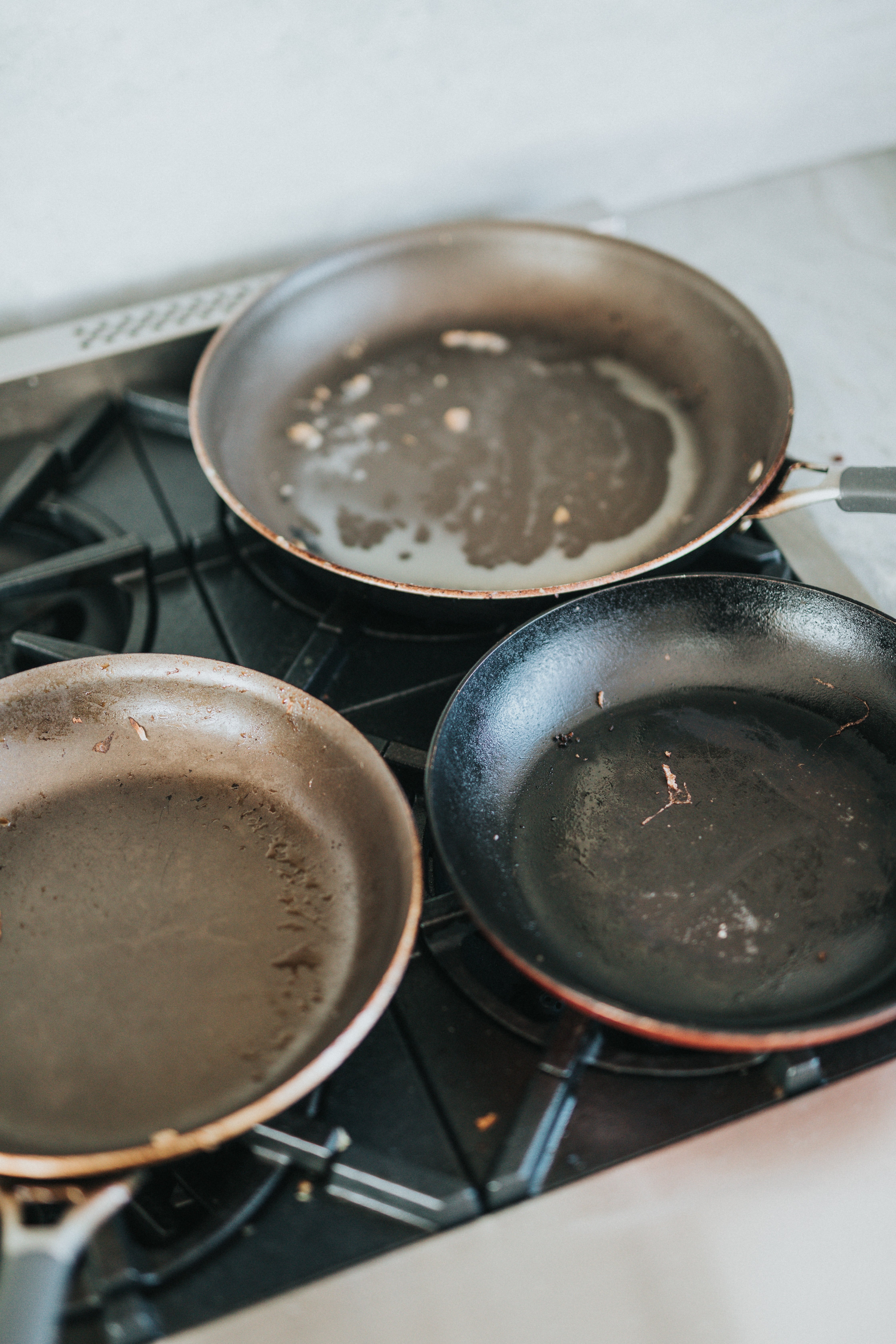 Mr. Kelso saw the dirty pots and discovered what Justin had done. | Source: Unsplash