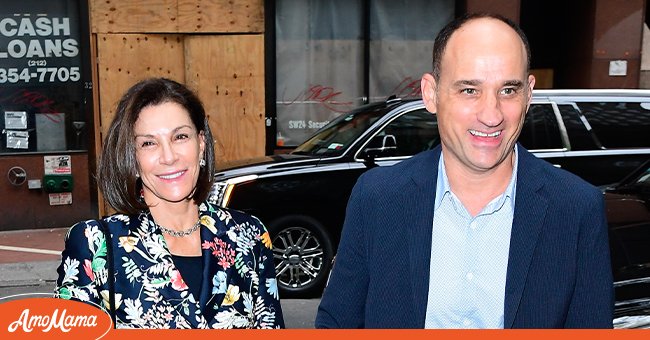 Hilary Farr and David Visentin seen outside the "Today" show on September 16, 2019, in New York City | Photo: Raymond Hall/GC Images/Getty Images