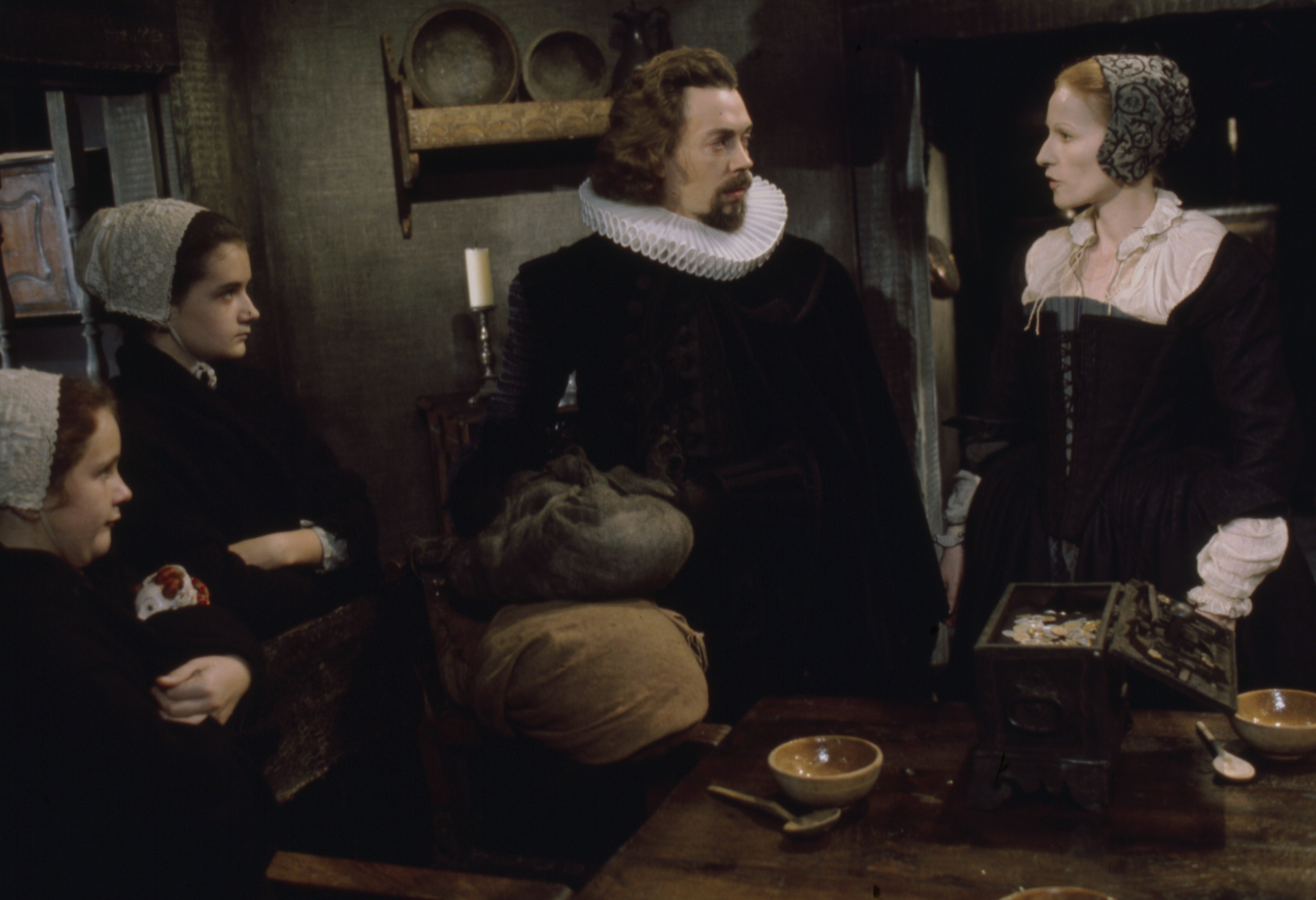 Meg Wynn Owen and her cast mates whil shooting "Will Shakespeare" in Elstree, England, 1978. | Source: Getty Images