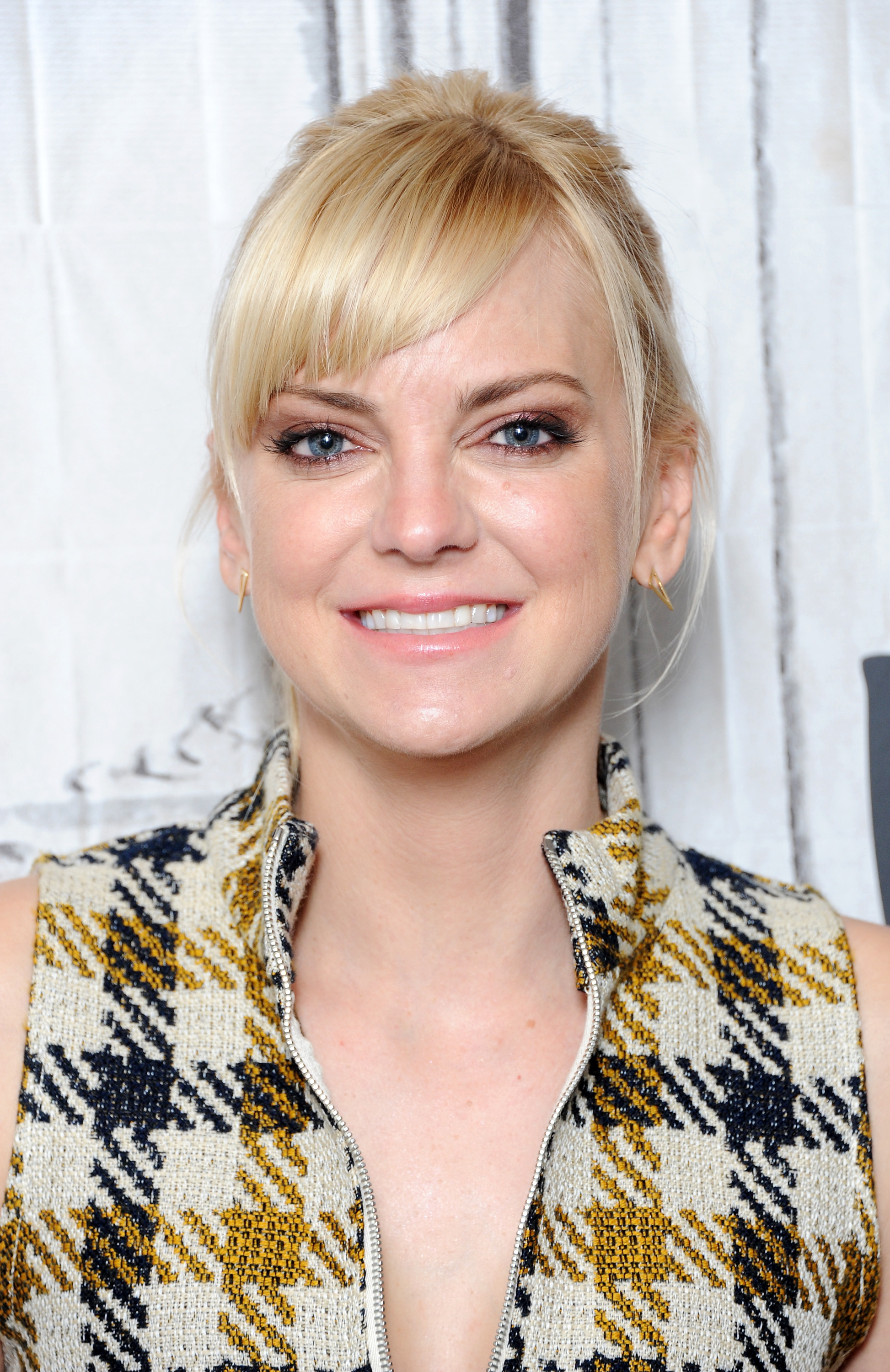 Anna Faris visits "Build" to discuss her podcast, "Unqualified," at Build Studio on October 23, 2017 | Source: Getty Images