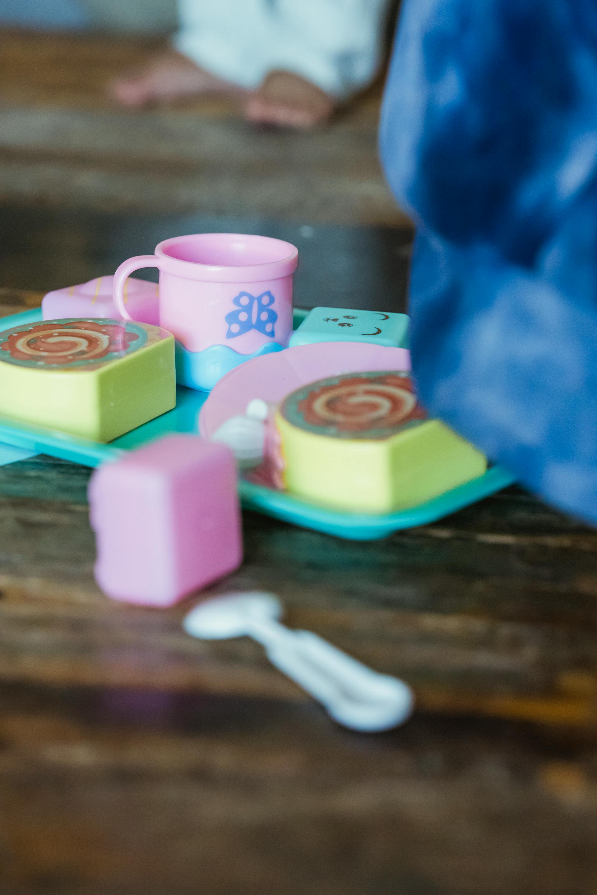 A toy tea set | Source: Pexels