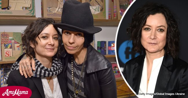 Romantic Story Behind Linda Perry S Proposal To Sara Gilbert