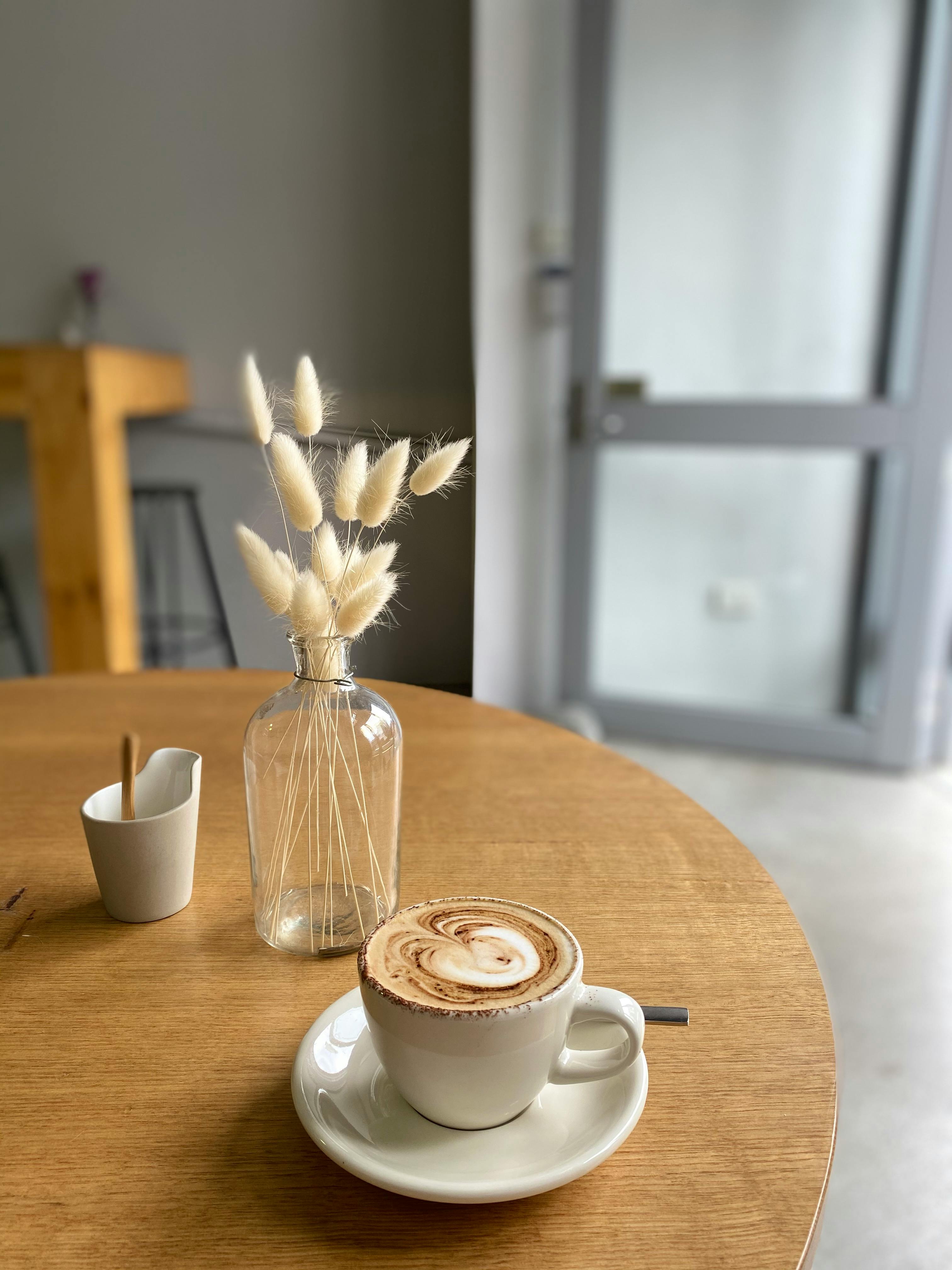 A cup of coffee in a café | Source: Pexels