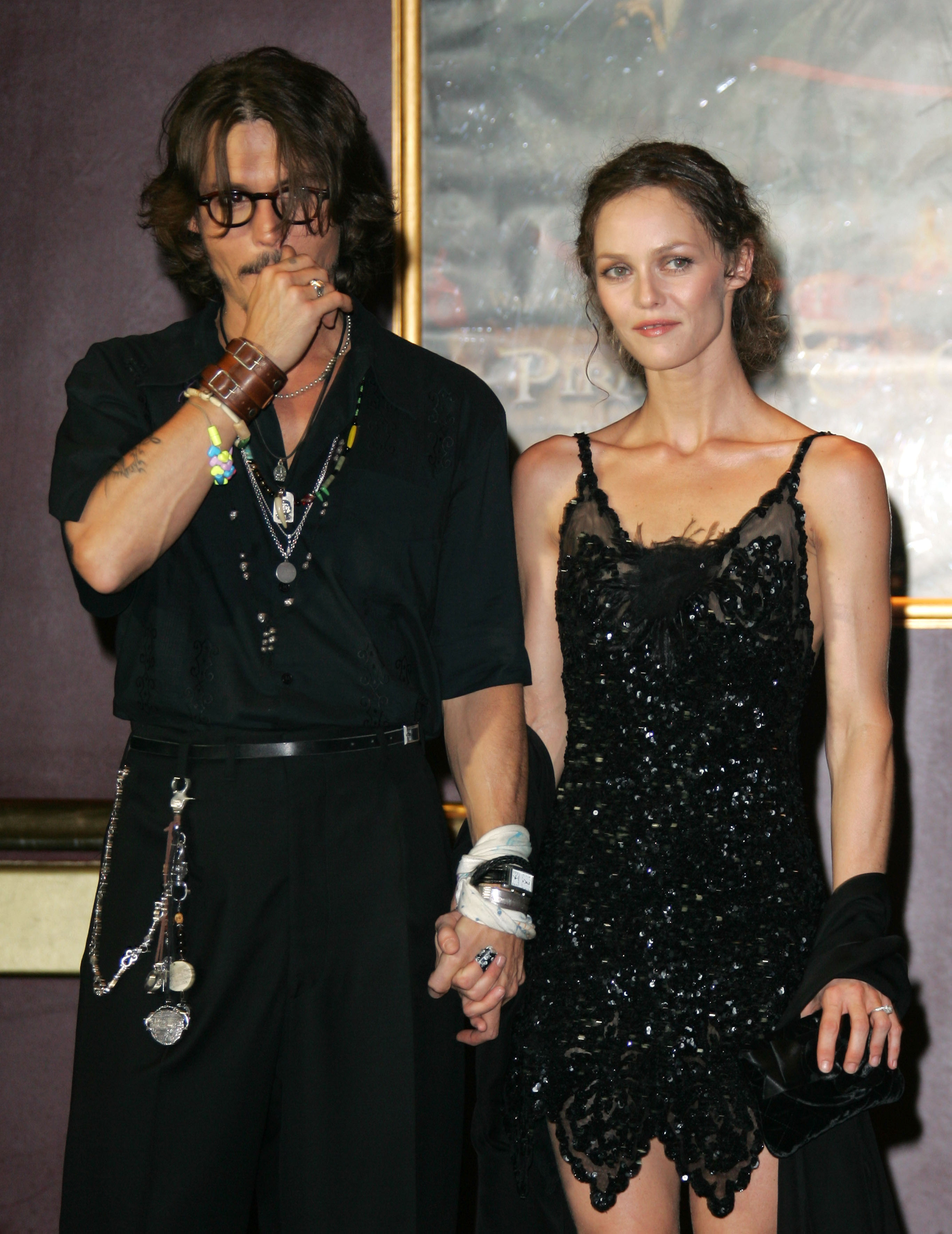 Johnny Depp and Vanessa Paradis at "Pirates of The Caribbean: Dead Man's Chest" Paris Premiere | Source: Getty Images