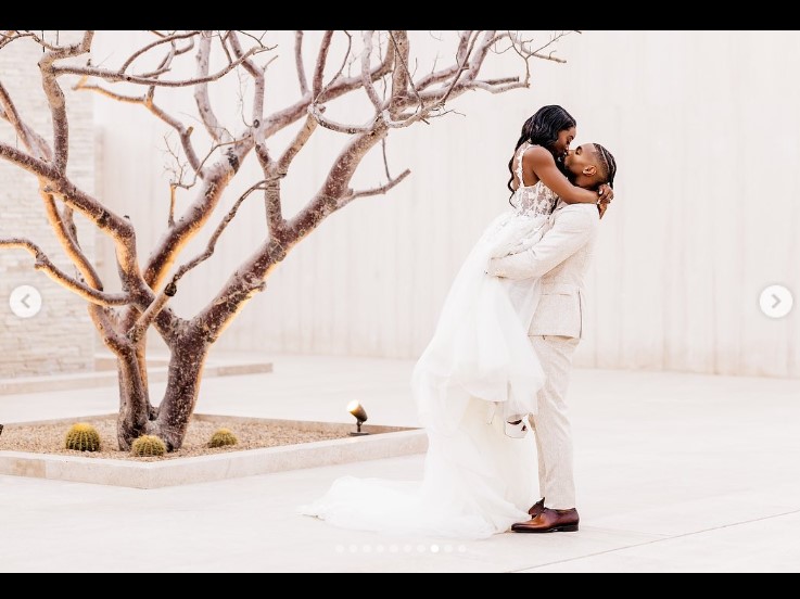 Simone Biles and Jonathan Owens during their destination wedding in Cabo, Mexico, in a post uploaded on May 9, 2023 | Source: Instagram/jowens