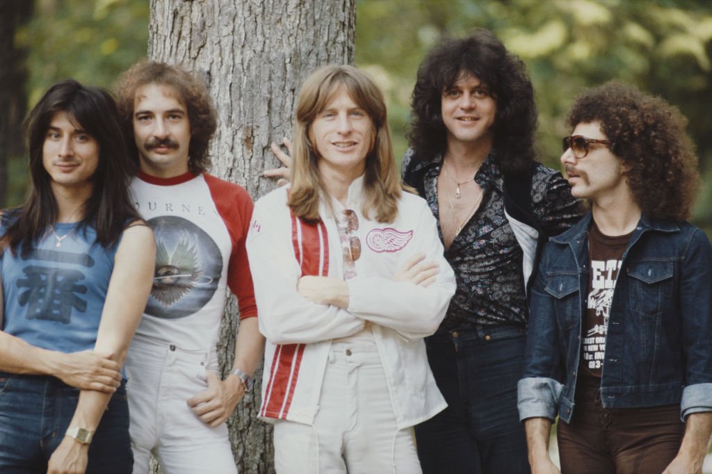 Rockgruppe Journey: Steve Perry, Schlagzeug - Steve Smith, Bass - Ross Valory, Klavier - Gregg Rolie, Gitarre - Neal Schon | Quelle: Getty Images