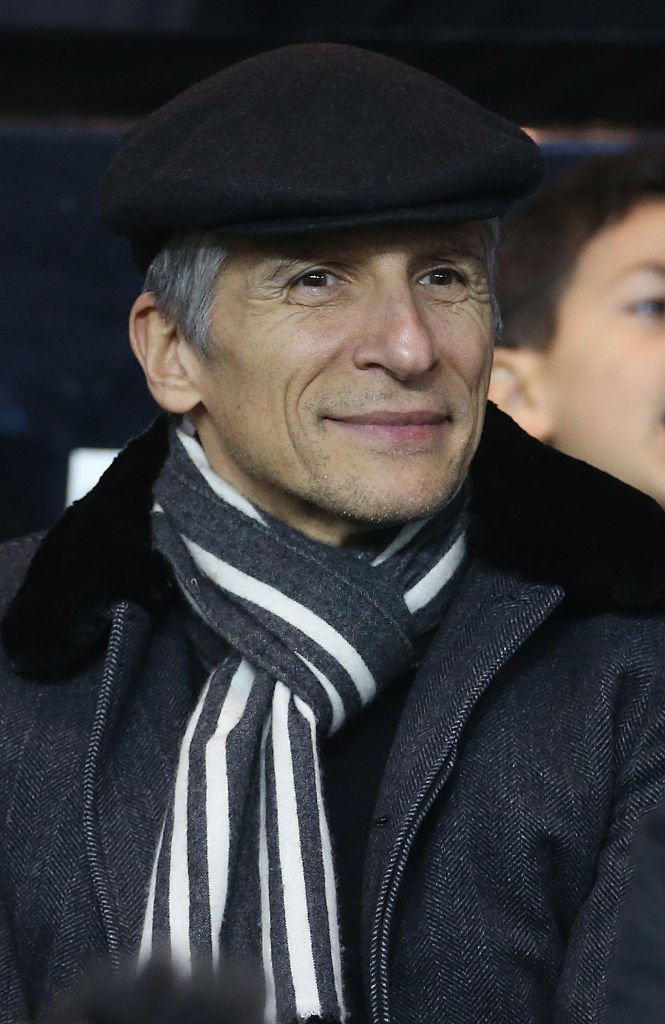 Nagui assiste au match de Ligue 1 française entre le Paris Saint-Germain (PSG) et l'AS Monaco au stade Parc des Princes le 20 mars 2016 à Paris, France. | Photo : Getty Images