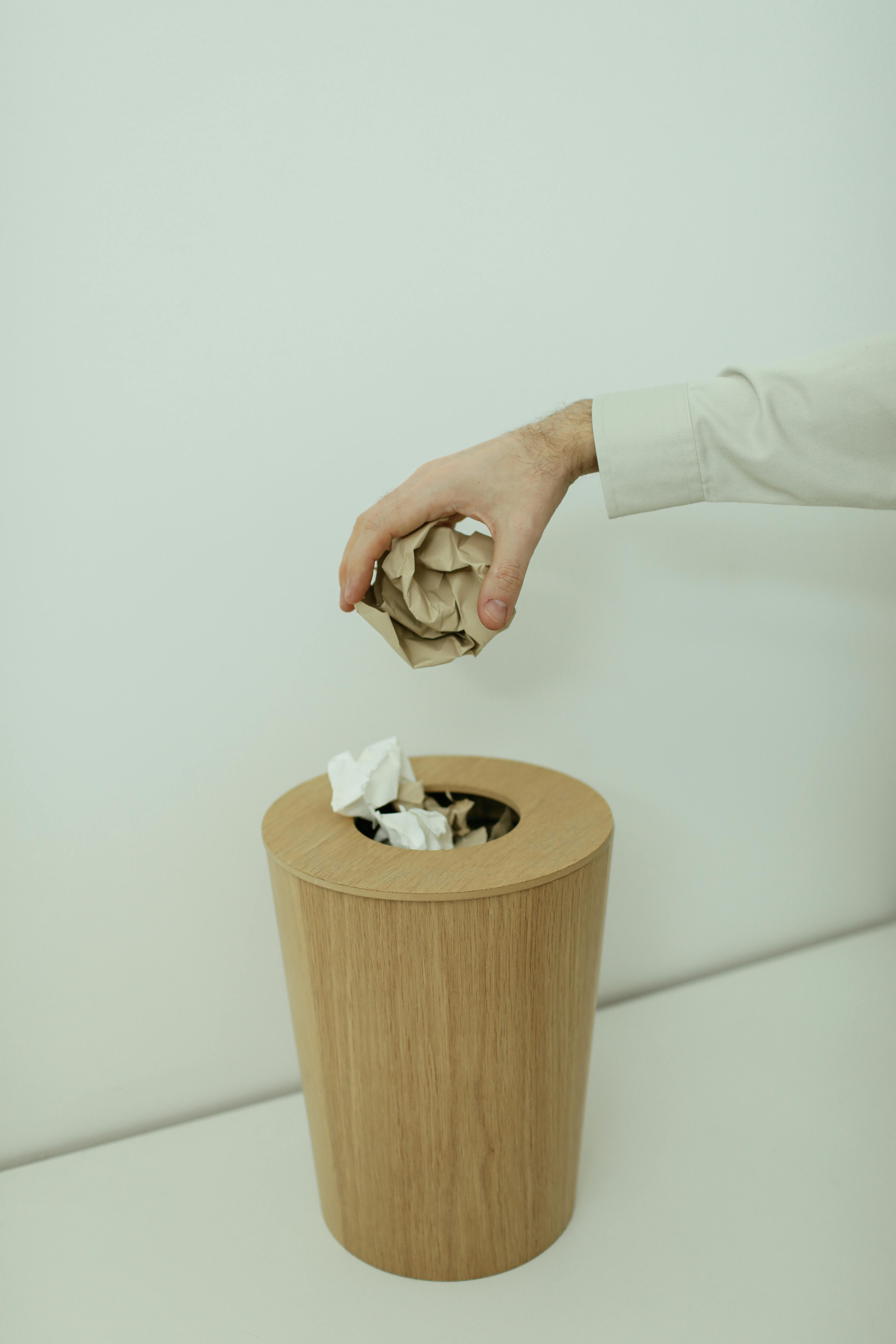A dustbin | Source: Pexels