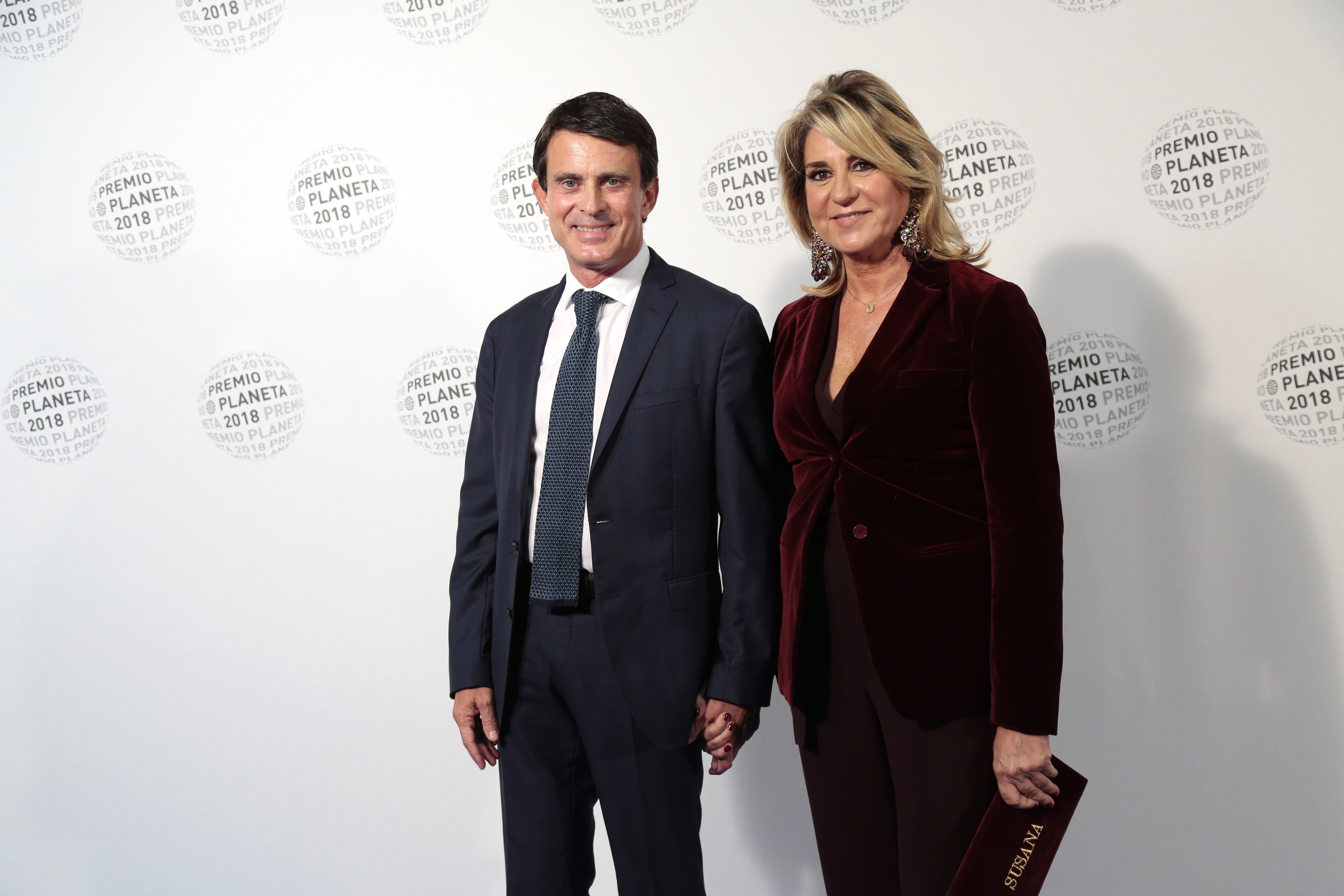 Manuel Valls y Susana Gallardo en los 67° Premios Planeta a la Literatura en Barcelona en octubre de 2018. | Foto: Getty Images