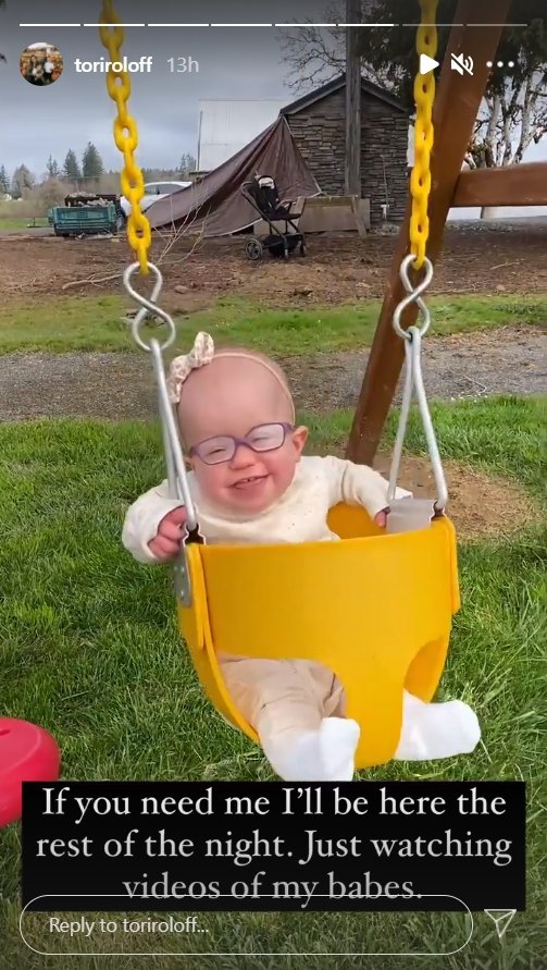 A happy Lilah Ray enjoying life in her ride. | Photo: Instagram/toriroloff