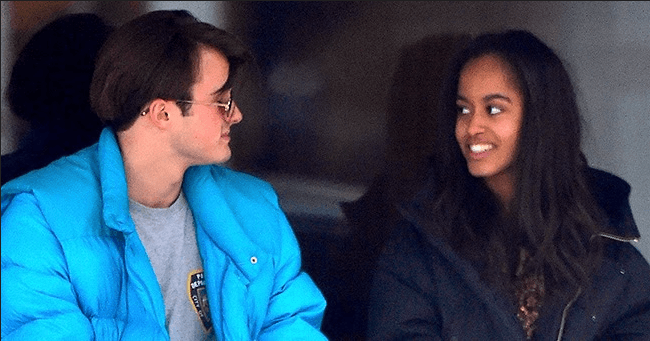 Daily Mail Malia Obama Spent The Holidays In London With Her British