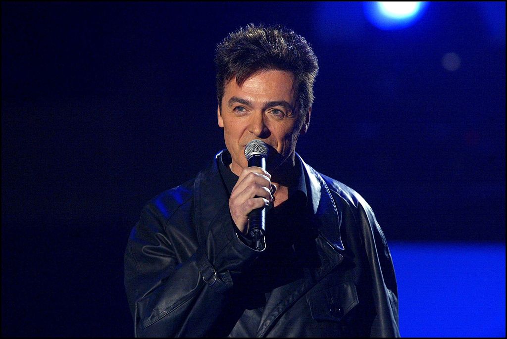 Le petit prince Daniel Lavoie à Paris, France le 9 mars 2002. | Photo : Getty Images.