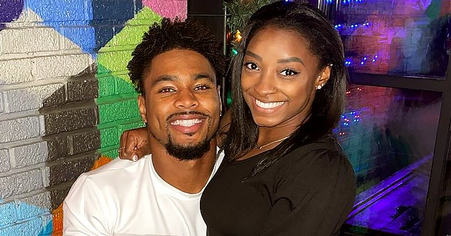 Simone Biles & Fiance Jonathan Owens In Pajamas On Christmas – Hollywood  Life