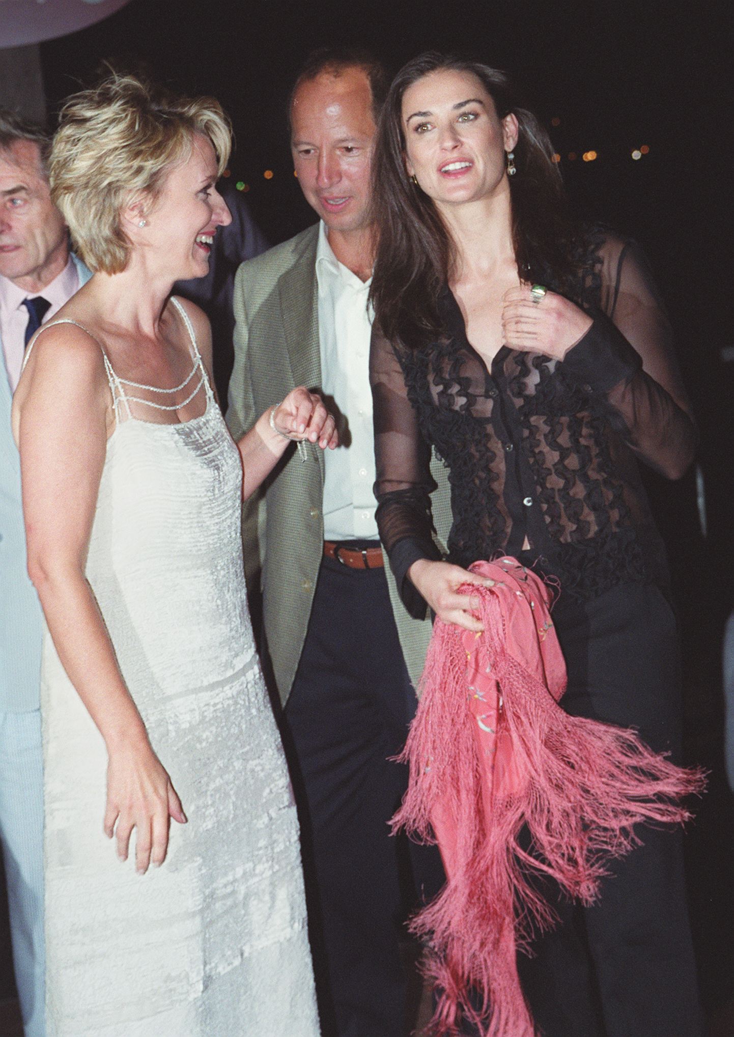 Tina Brown, Ron Galotti, and Demi Moore at the Statue of Liberty on August 2, 1999, in New York. | Source: Getty Images