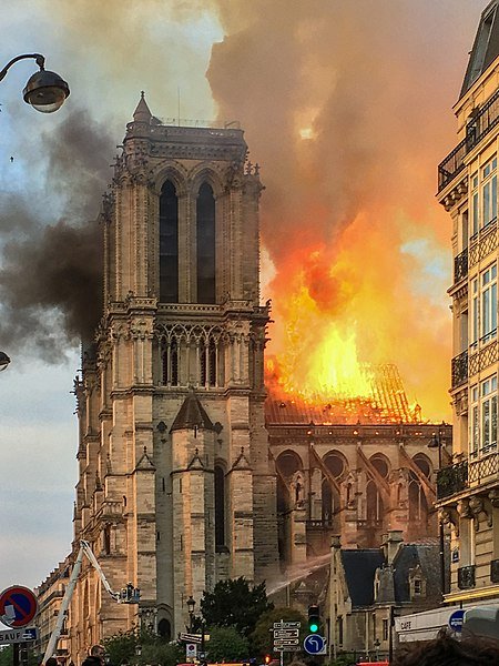 Incendio en la catedral de Notre Dame. | Foto: Wikipedia