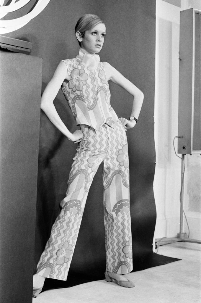 Twiggy at a photo-call in London in February 1967 | Source: Getty Images
