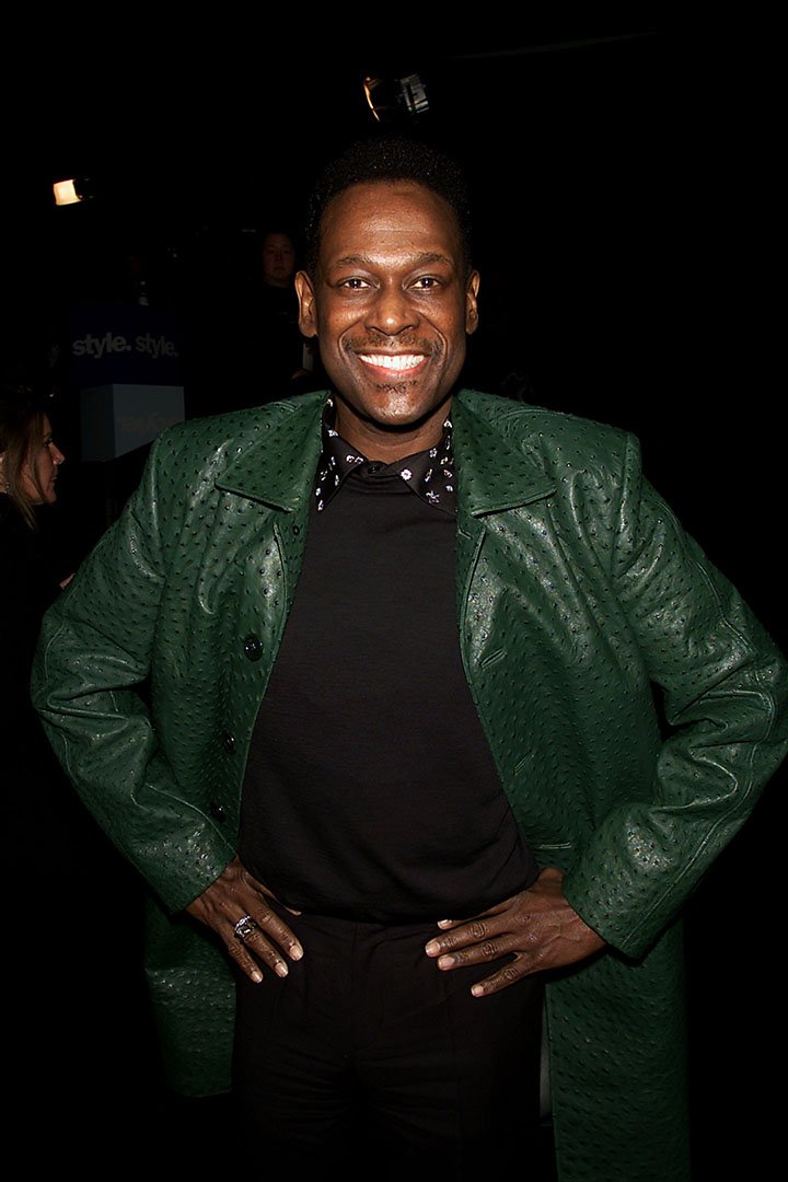 Luther Vandross attends the Sean John Fall 2001 Fashion Show at Bryant Park in New York City. I Image: Getty Images.