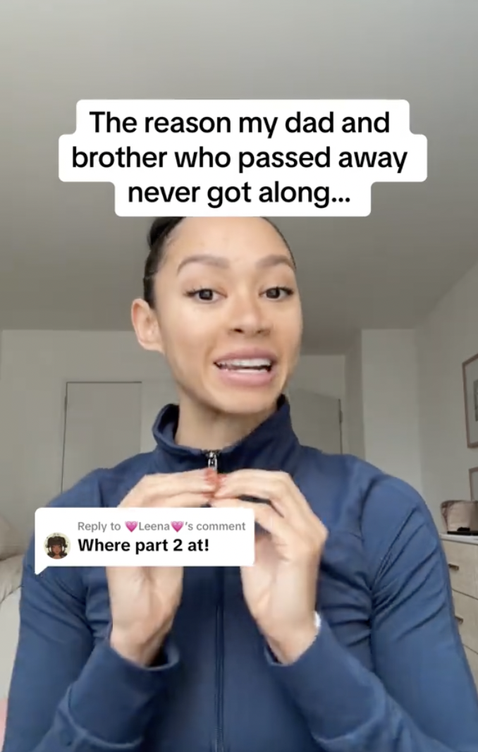 Alicia Holloway narrating the real reason her brother and dad didn't get along in a clip she shared on February 18, 2024  | Source: tiktok/aliciamaeholloway