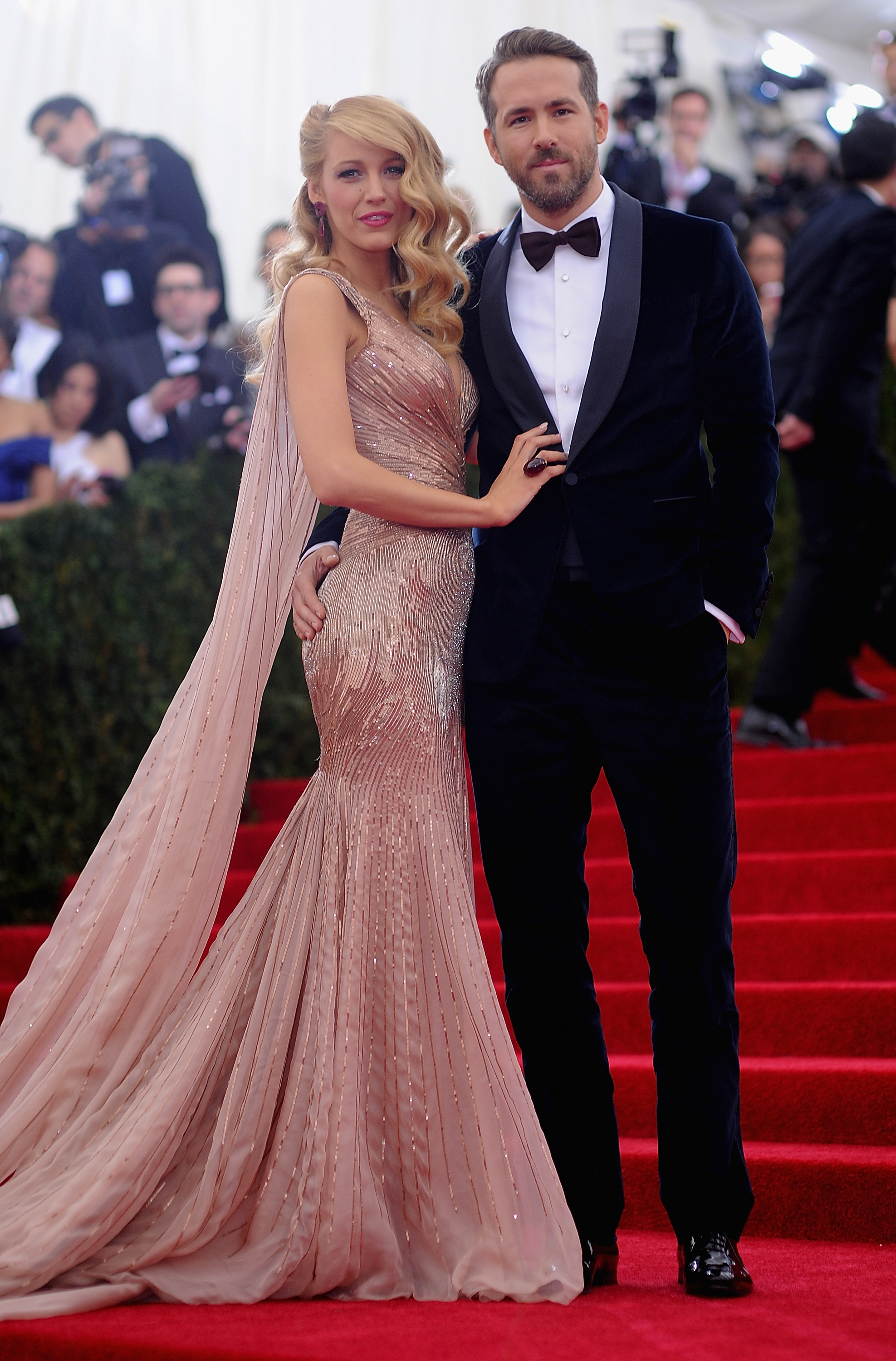 Blake Lively and Ryan Reynolds attend the "Charles James: Beyond Fashion" Costume Institute Gala at the Metropolitan Museum of Art, on May 5, 2014, in New York City.| Source: Getty Images