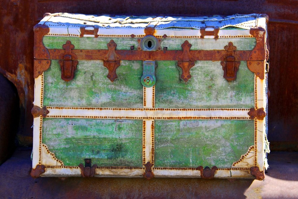 Caja vieja y oxidada. | Foto: Shutterstock
