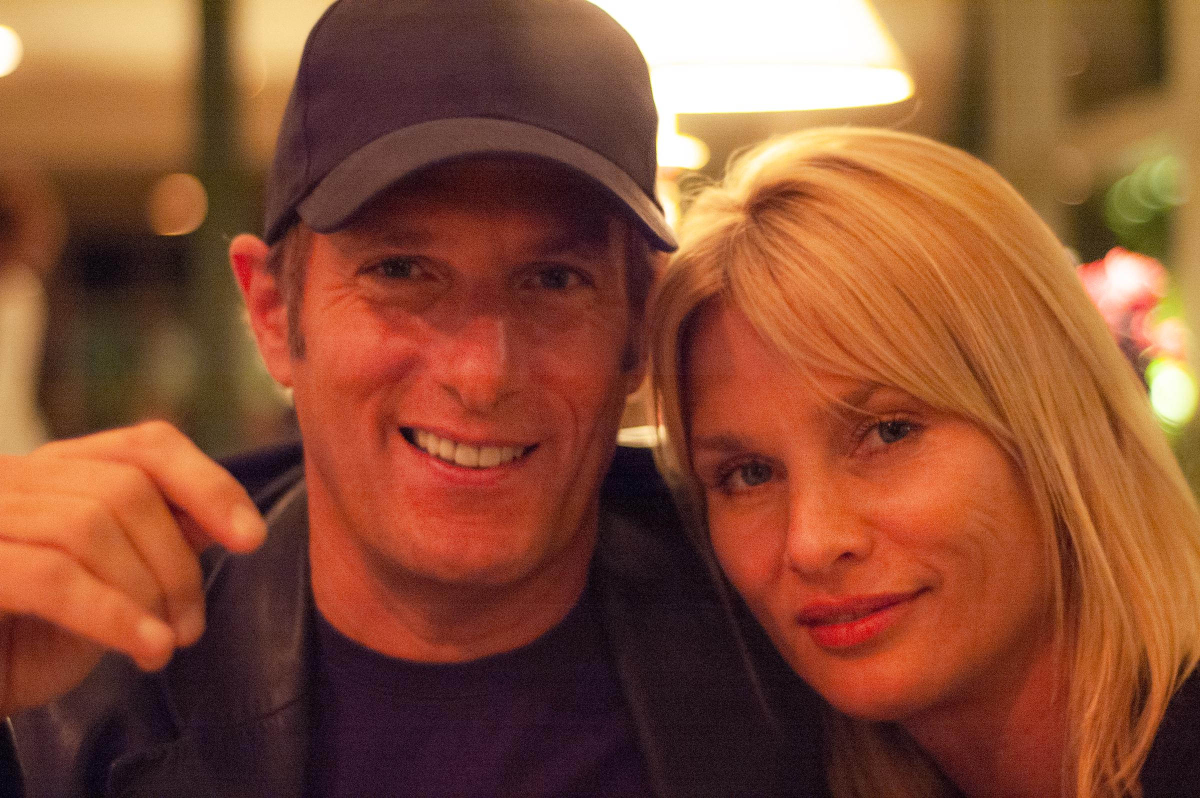 Michael Bolton and Nicollette Sheridan pictured on April 28, 2006, in Beverly Hills, California. | Source: Getty Images