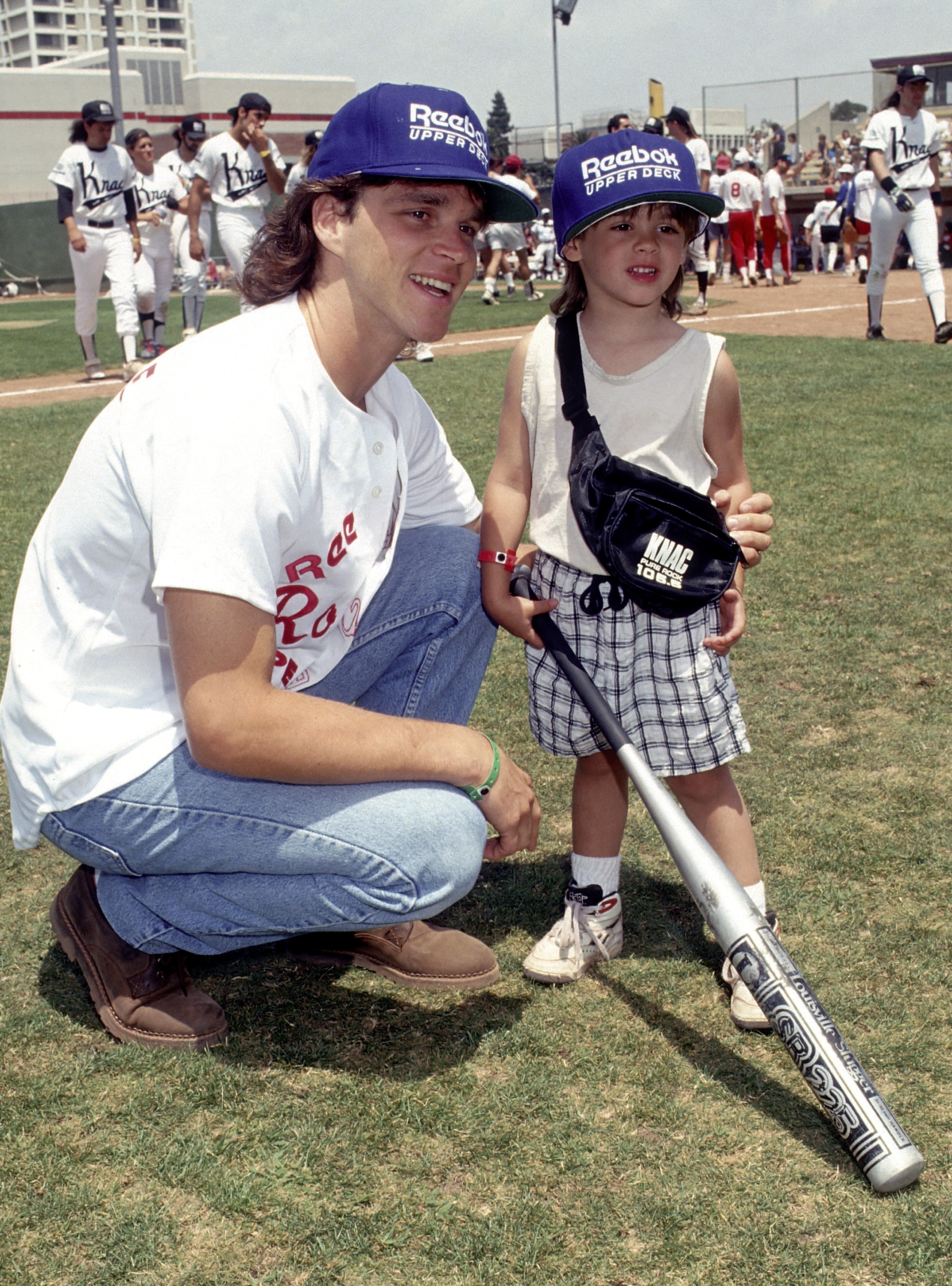 Athlete Luc Robitaille and girlfriend Stacey Toten's son Steven R. McQueen (grandson of Steve McQueen) on June 14, 1992, at Dedeaux Field, USC in Los Angeles, California. | Source: Getty Images