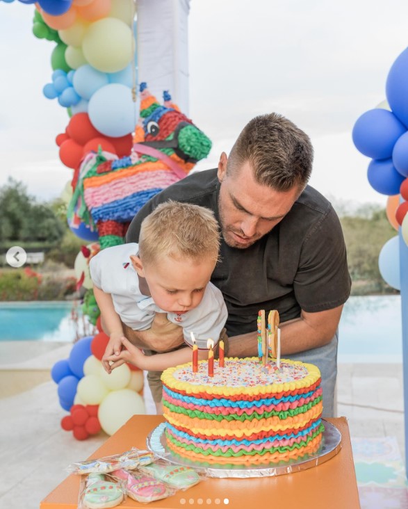 Brandon Freeman celebrating his third birthday with Freddie Freeman in a post uploaded on March 4, 2024 | Source: Instagram/chelseafreeman5 | freddiefreeman