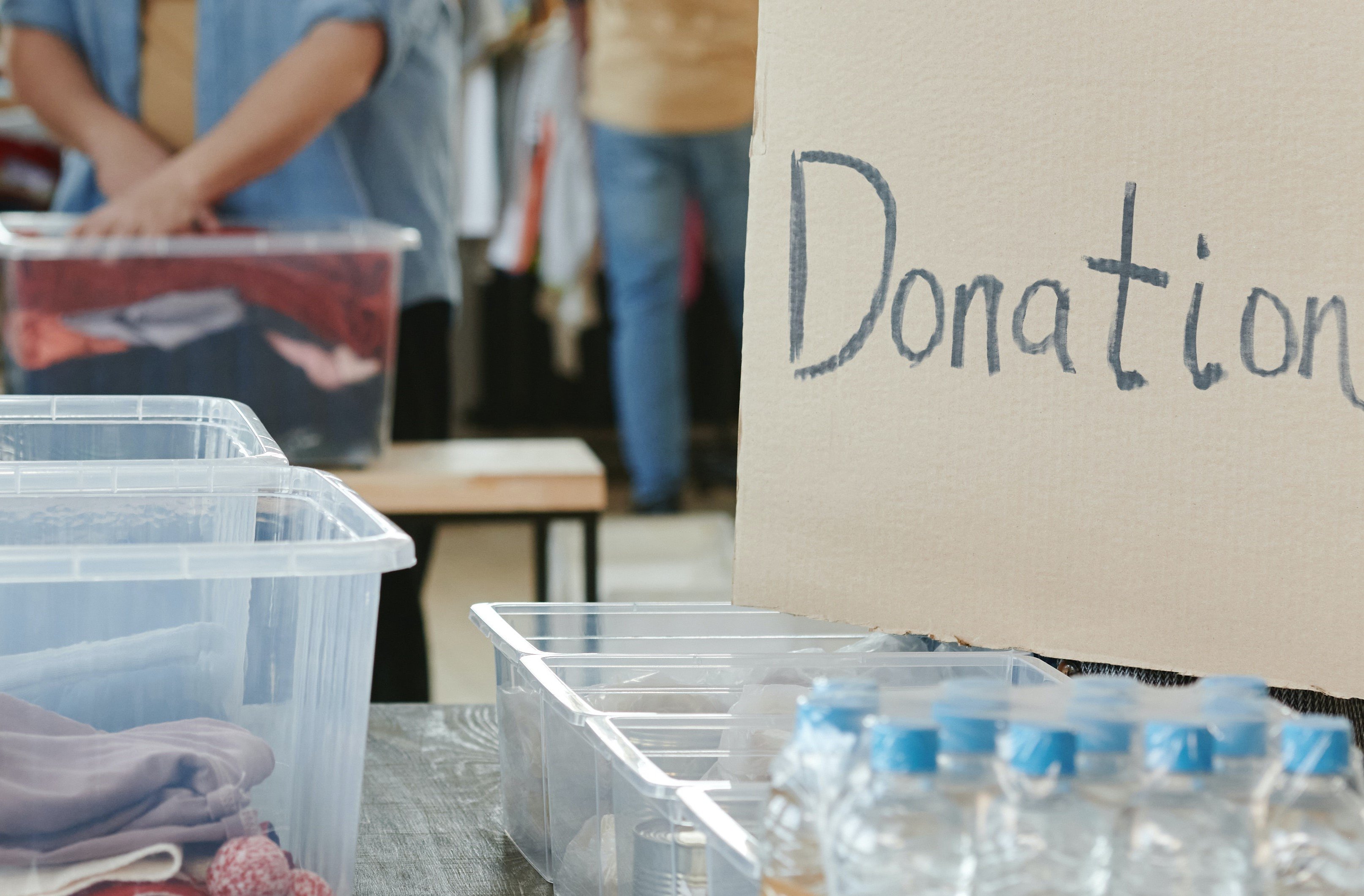 OP was raised volunteering and donating to the needy | Photo: Pexels