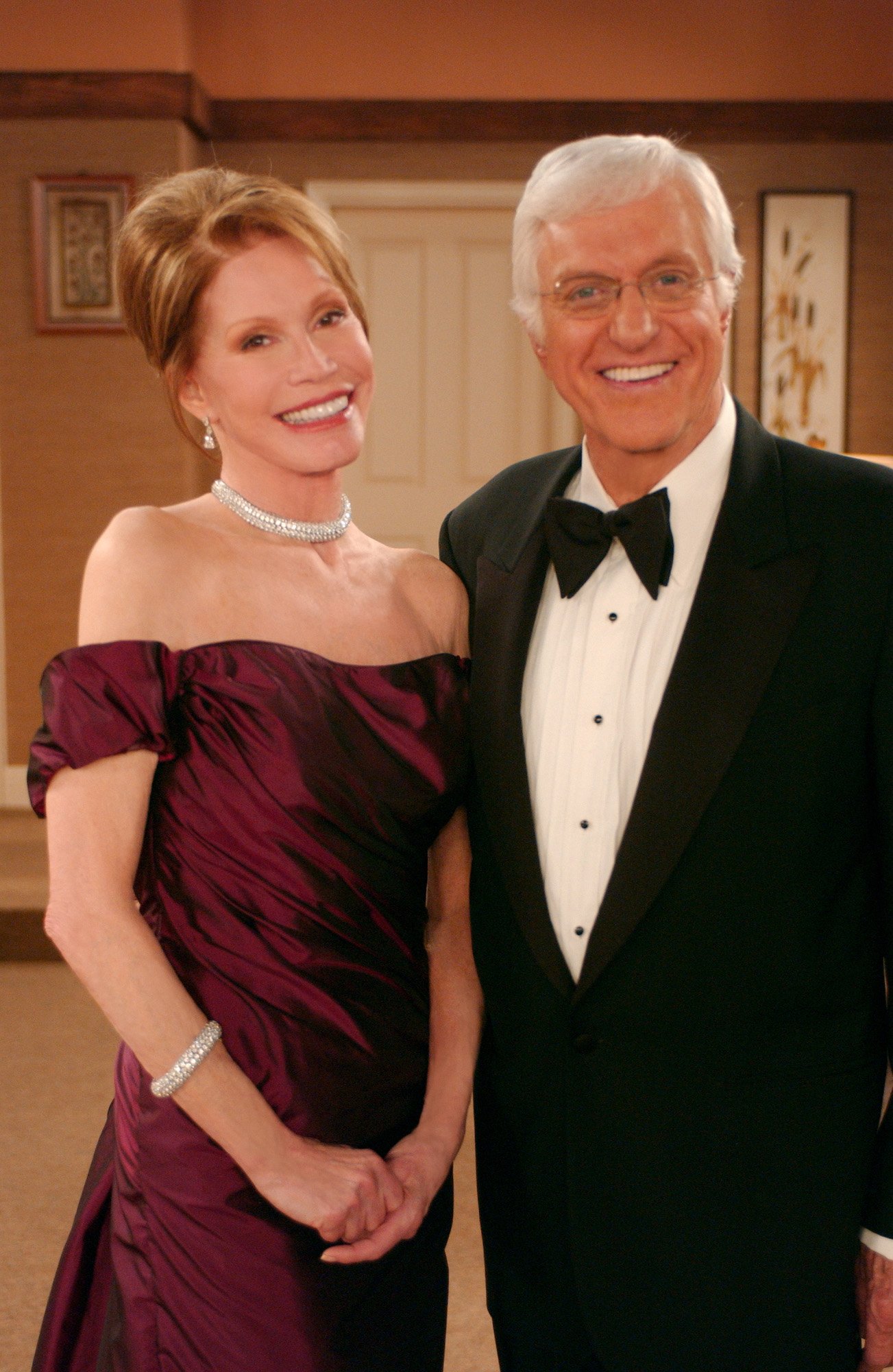 Promotional portrait of American actors Mary Tyler Moore and Dick Van Dyke reprise their roles as Laura and Rob Petrie on 'The Dick Van Dyke Show Revisited,' Los Angeles, California, March 10, 2004. | Source: Getty Images