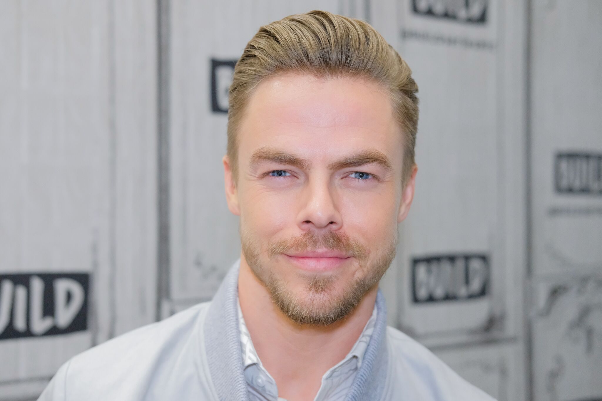 Professional dancer Derek Hough discusses the new show, 'World of Dance', at Build Studio on June 5, 2017 | Photo: Getty Images