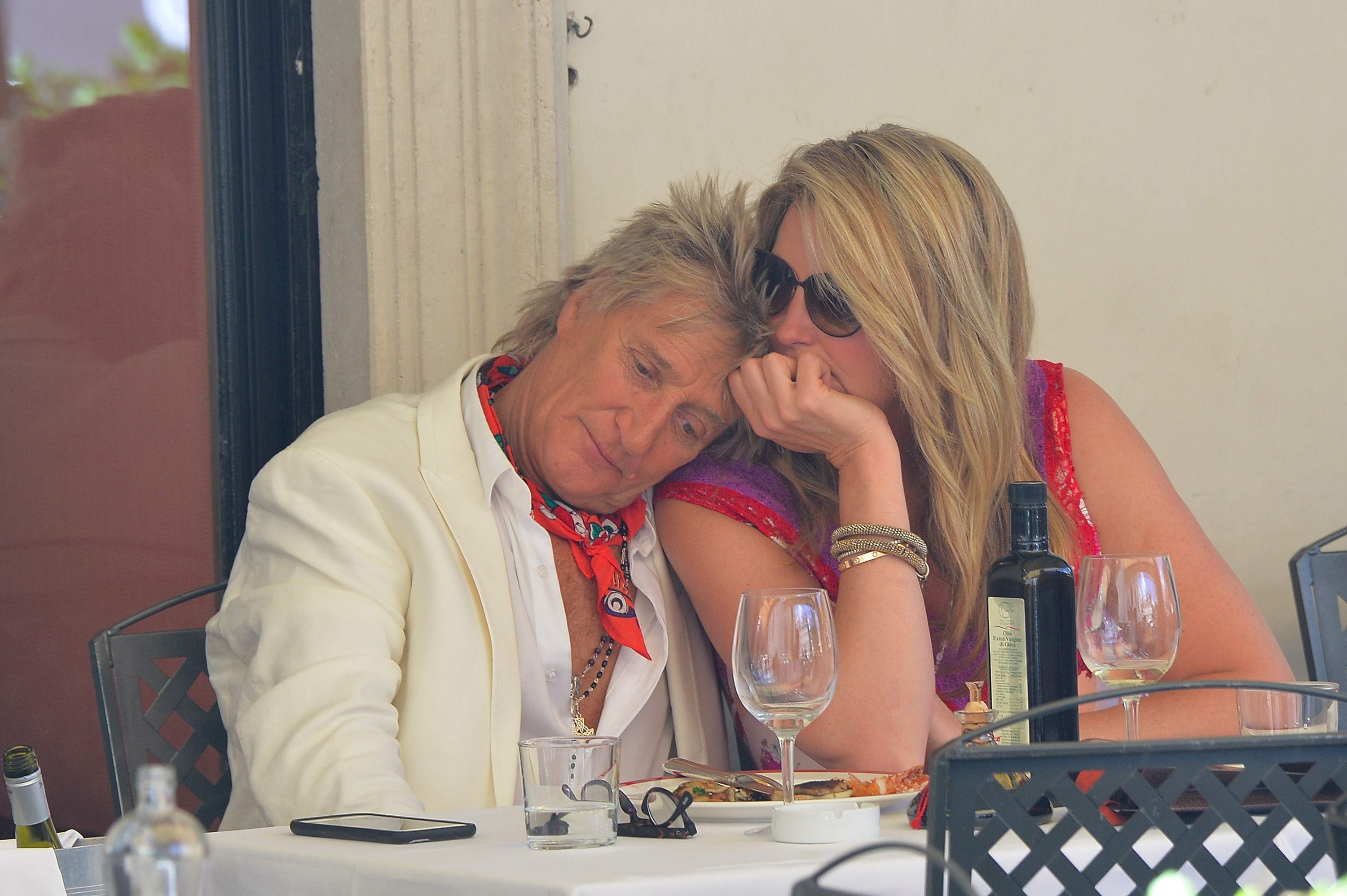 Sir Rod Stewart and Penny Lancaster spotted on May 24, 2018, in Rome, Italy. | Source: Getty Images