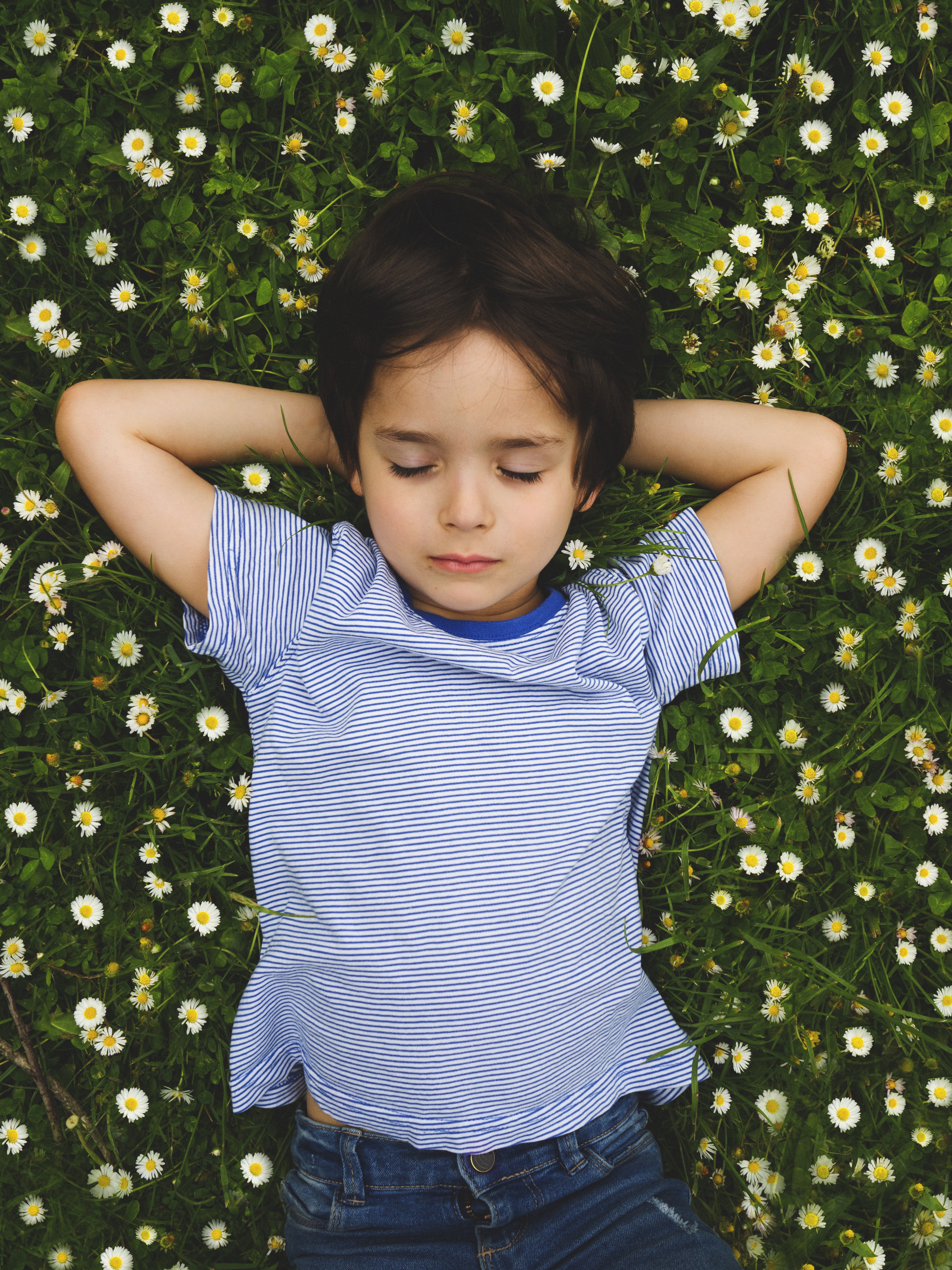 Oscar would often spend his time daydreaming of being a superhero. | Source: Getty Images