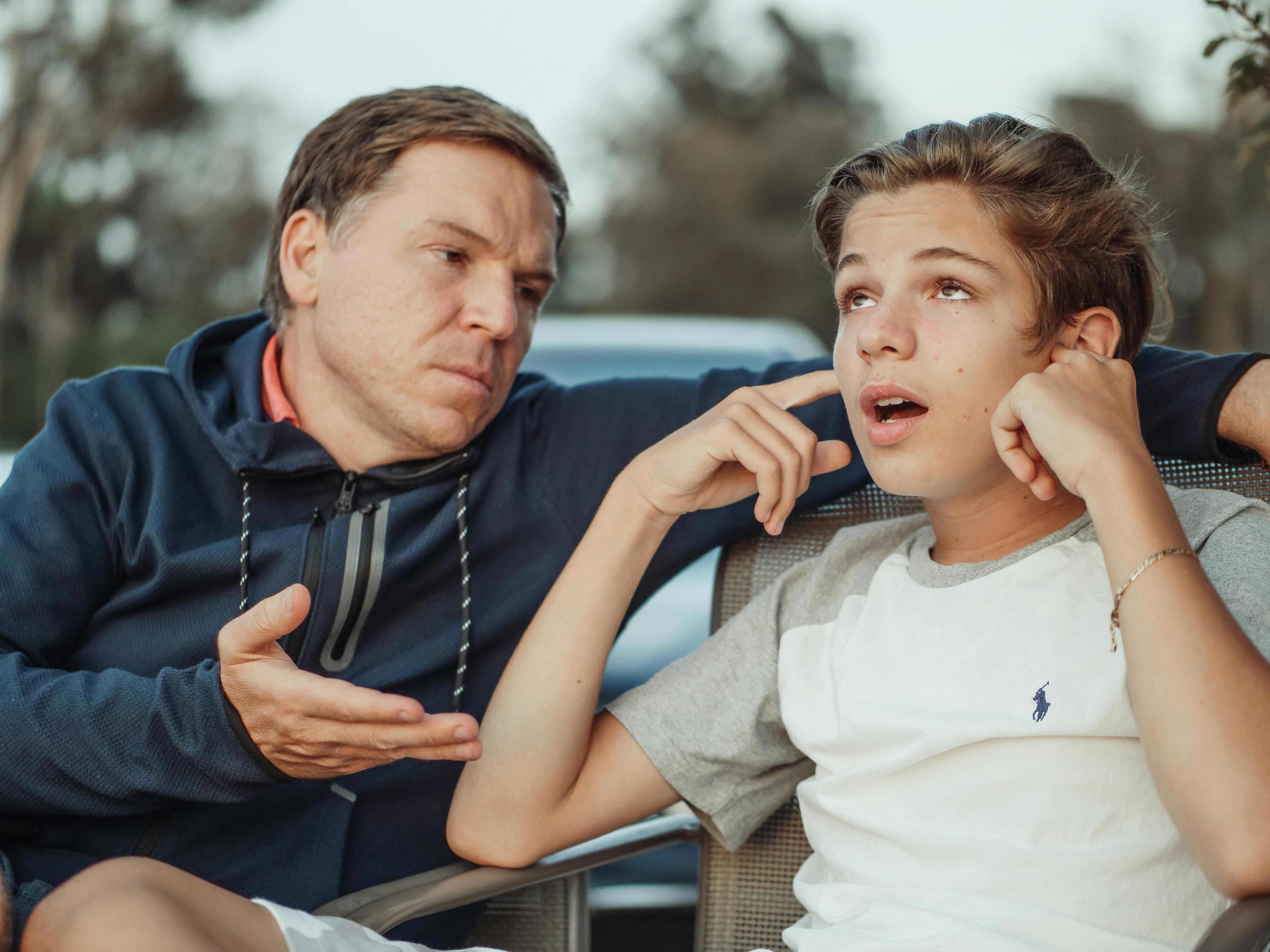 Boy doesn't listen to his father | Source: Pexels