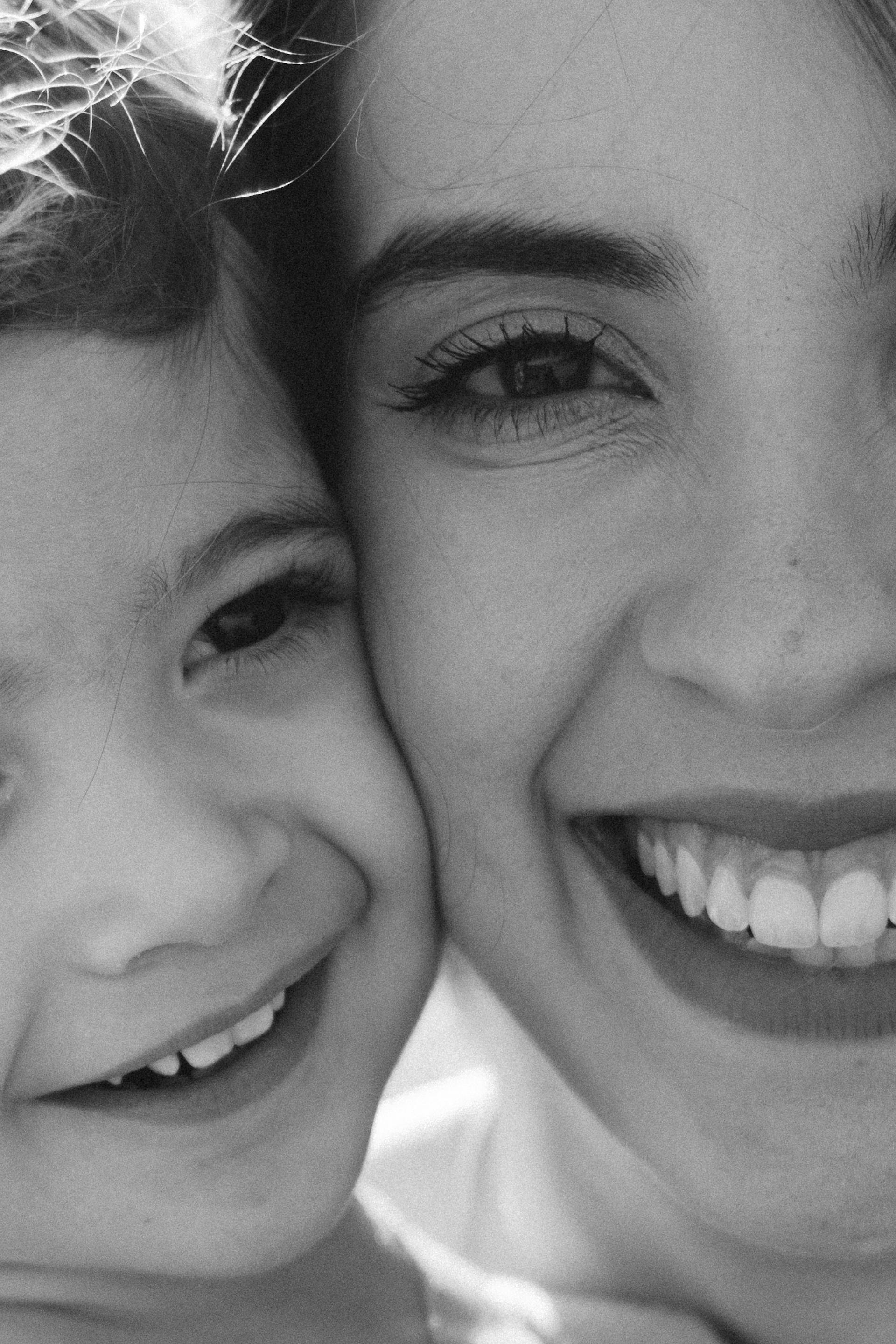 A close up of a mother and son | Source: Pexels