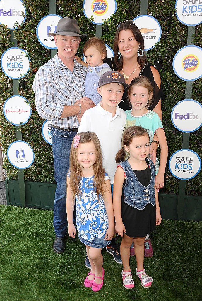 Actor Neal McDonough, wife Ruve McDonough and children attend Safe Kids Day at The Lot on April 26, 2015  | Source: Getty Images