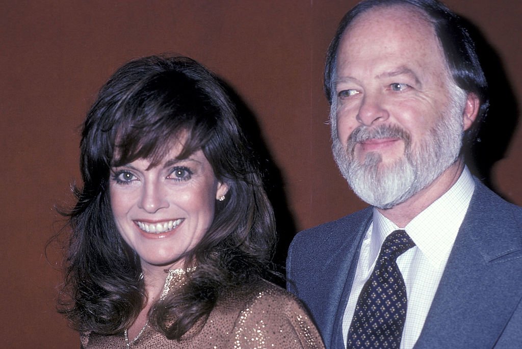 Linda Gray and husband Ed Thrasher attends the Wrap-Up Parties for the Fifth Season of "Dallas" and the Third Season of "Knots Landing" on February 6, 1982 at the Beverly Hilton Hotel in Beverly Hills, California. | Source: Getty Images