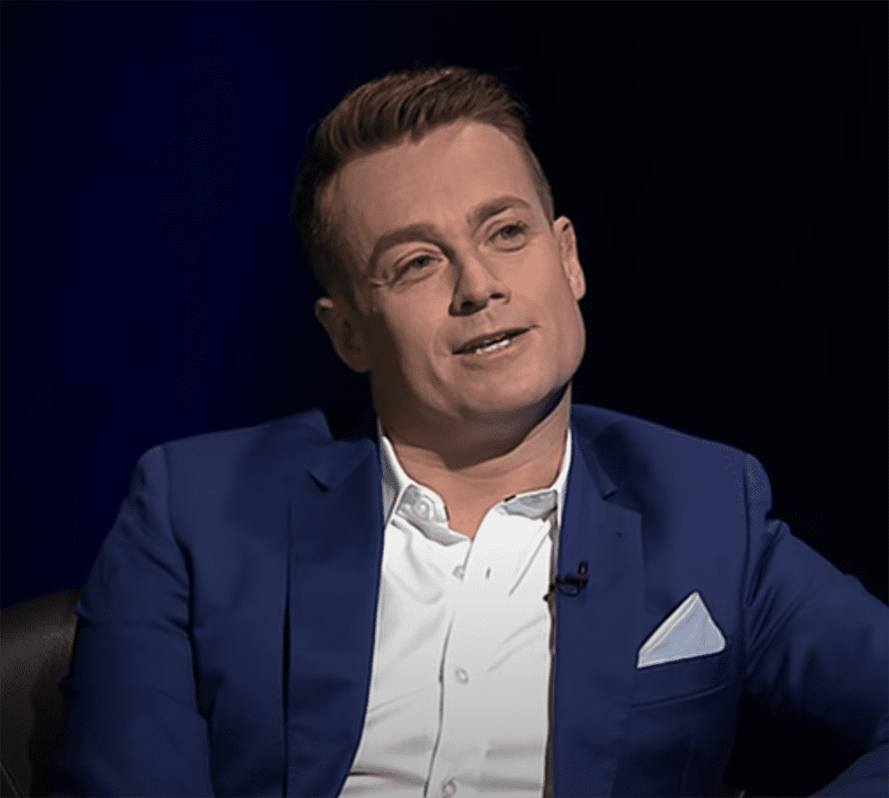 Grant Denyer sitting for a "Hard Chat" on "The Weekly" in March 2017. I Image: YouTube/ The Weekly.