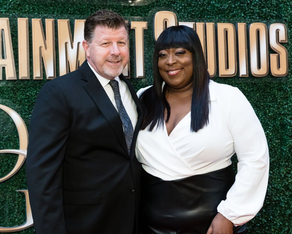ames Welsh and Loni Love attend Byron Allen's 4th Annual Oscar Gala on February 09, 2020 in Los Angeles, California. | Source: Getty Images