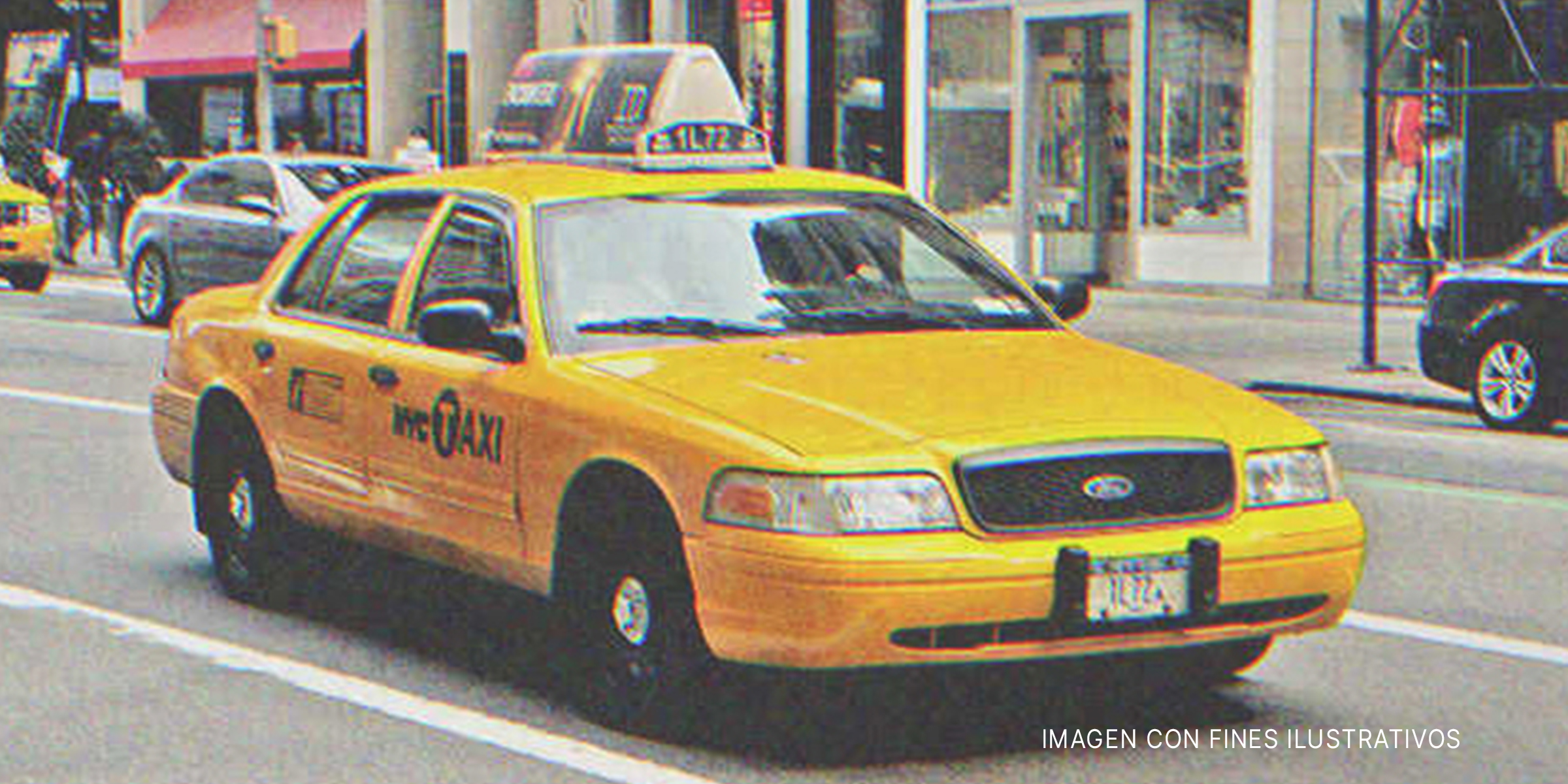 Un taxi transitando por una avenida. | Foto: Shutterstock